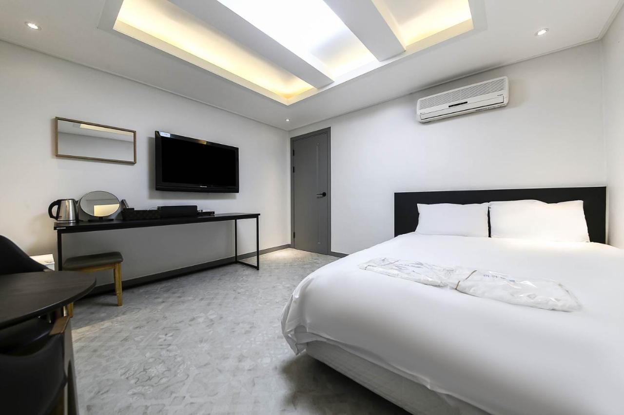 Motel Mi Amor Sokcho Zewnętrze zdjęcie