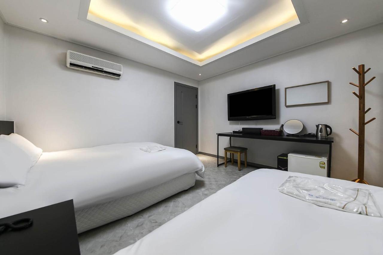 Motel Mi Amor Sokcho Zewnętrze zdjęcie