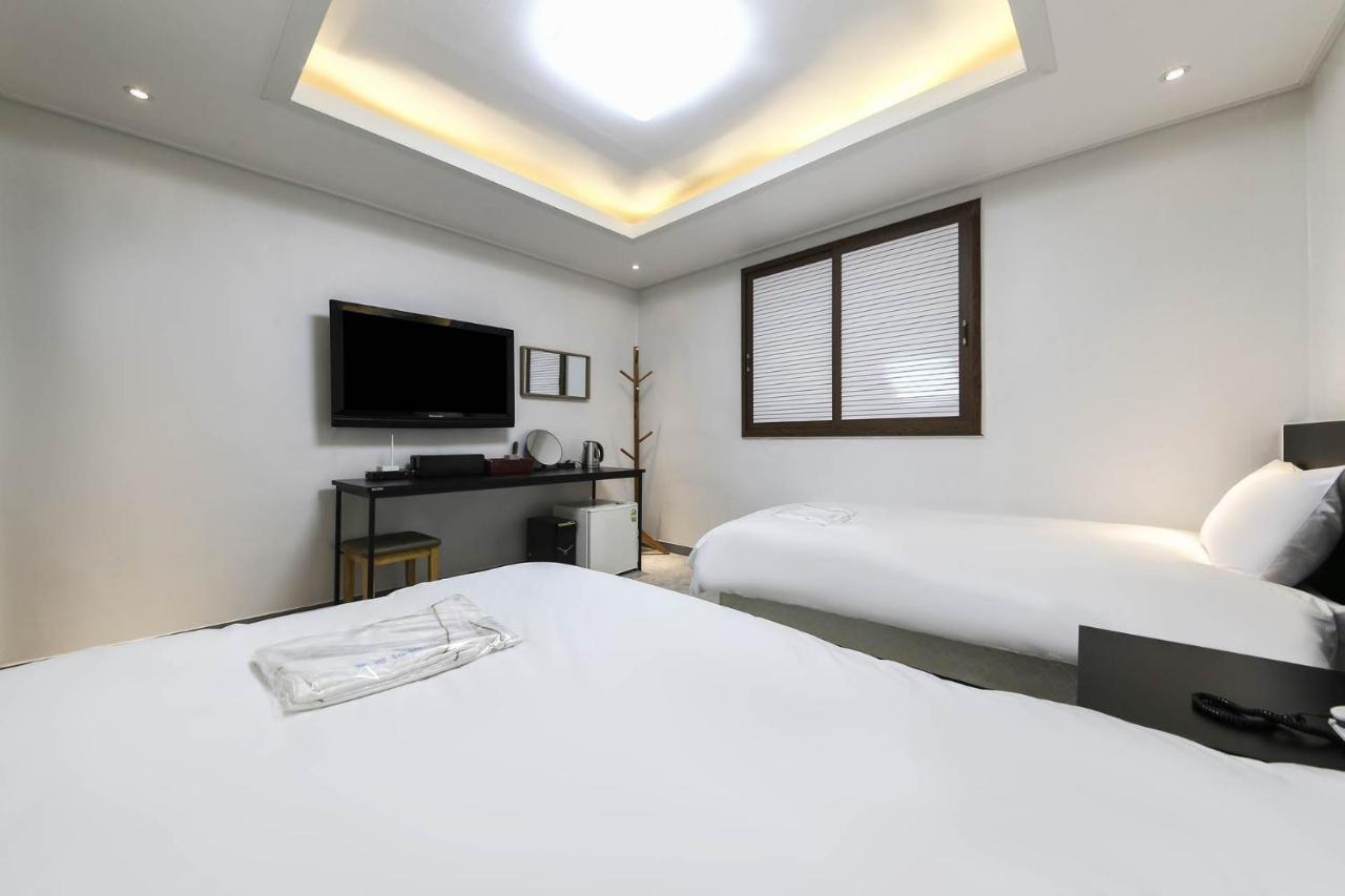 Motel Mi Amor Sokcho Zewnętrze zdjęcie